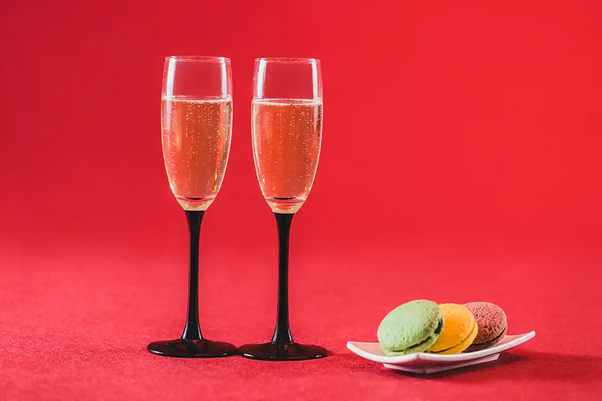 What Are You Supposed to Do with the Prosecco Shot? 1 What Are You Supposed to Do with the Prosecco Shot?